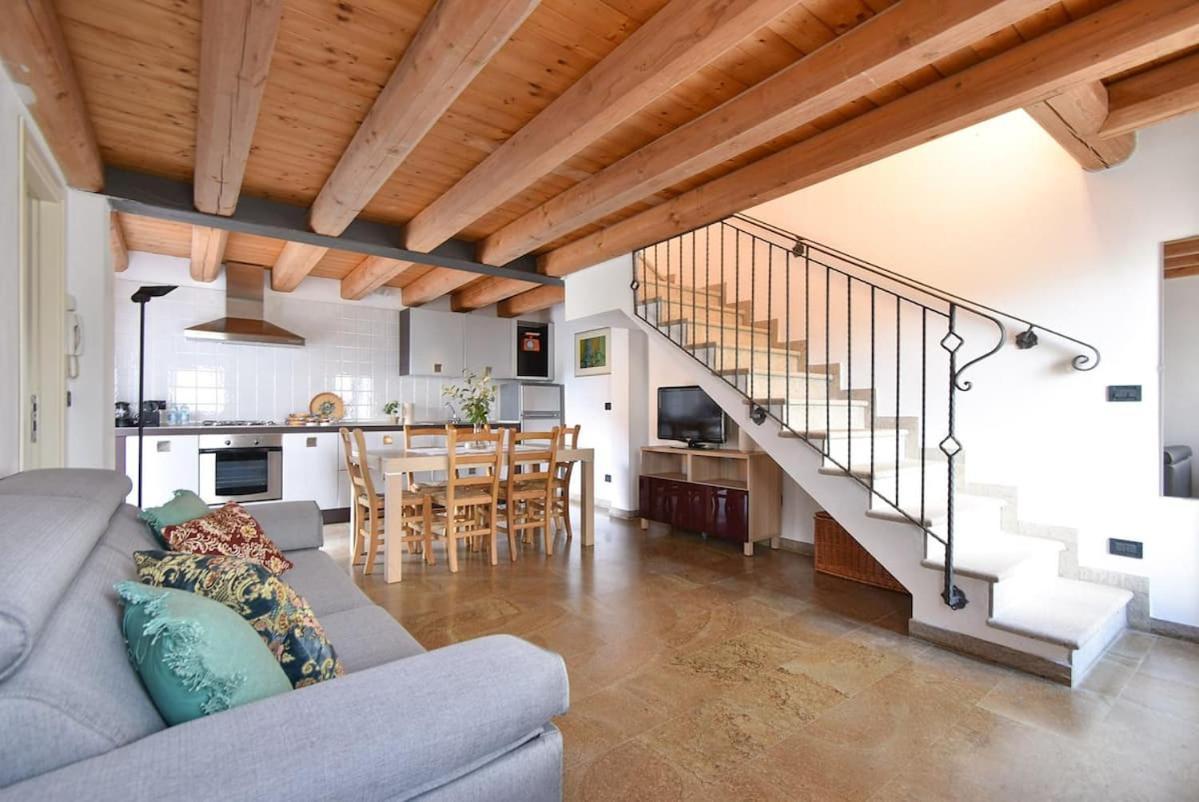 Calaone Wondeful Duplex Apartment Con Parcheggio X4 Baone Buitenkant foto